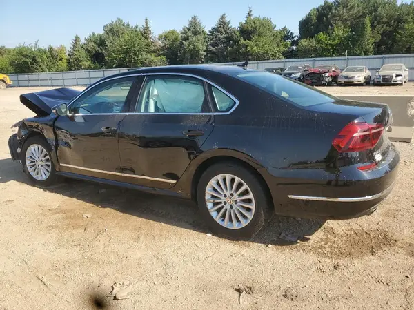 1VWBT7A38HC031800 2017 VOLKSWAGEN PASSAT - Image 2
