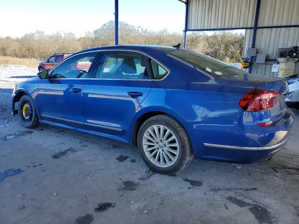 1VWBT7A38HC047219 2017 VOLKSWAGEN PASSAT - Image 2