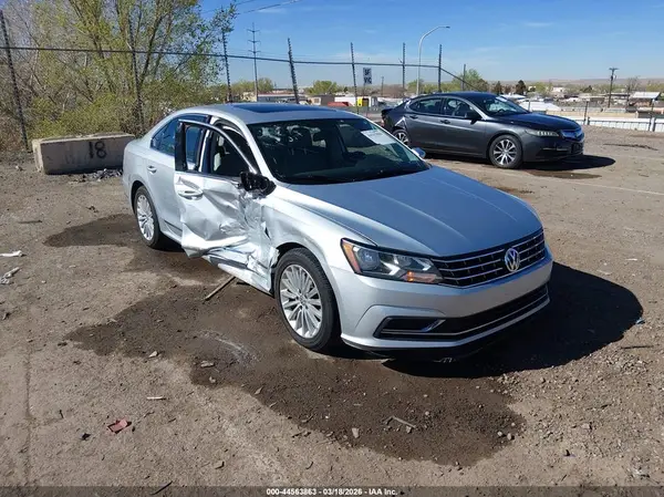 1VWBT7A38HC051903 2017 VOLKSWAGEN PASSAT - Image 1