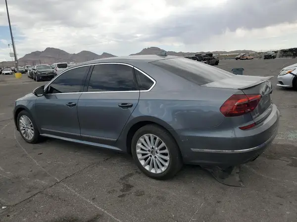 1VWBT7A38HC059001 2017 VOLKSWAGEN PASSAT - Image 2