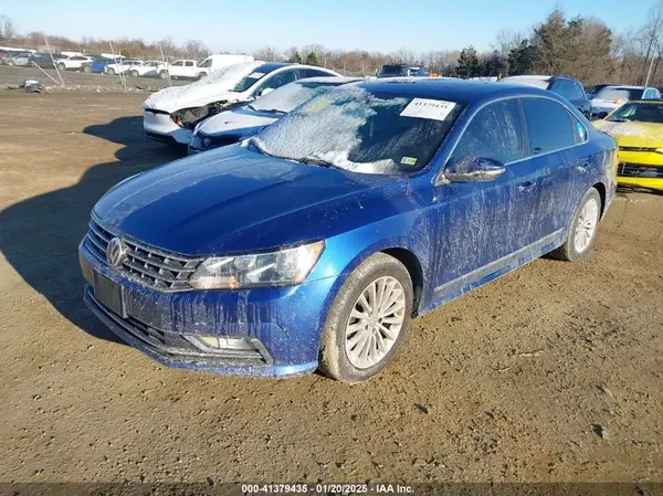 1VWBT7A39GC004202 2016 VOLKSWAGEN PASSAT - Image 2