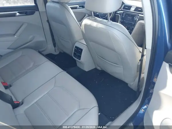 1VWBT7A39GC004202 2016 VOLKSWAGEN PASSAT - Image 8
