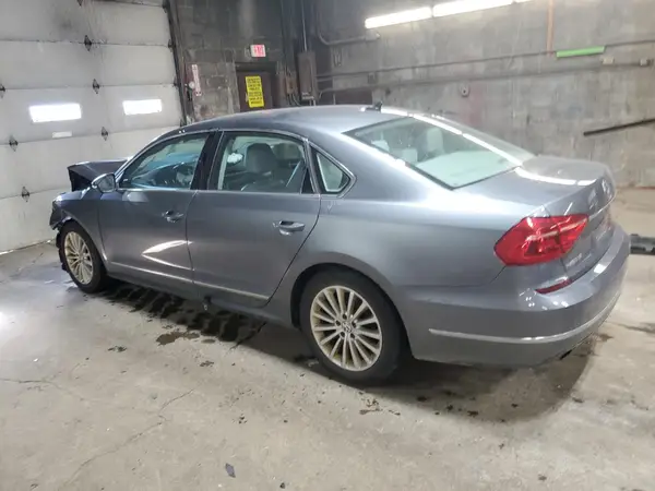 1VWBT7A39GC004801 2016 VOLKSWAGEN PASSAT - Image 2