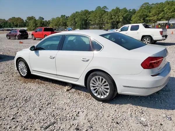 1VWBT7A39GC005513 2016 VOLKSWAGEN PASSAT - Image 2
