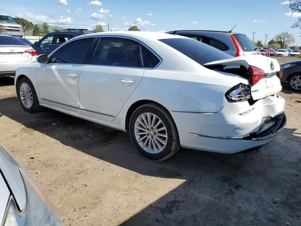 1VWBT7A39GC006404 2016 VOLKSWAGEN PASSAT - Image 2