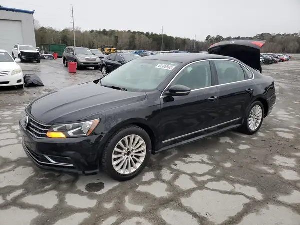 1VWBT7A39GC008413 2016 VOLKSWAGEN PASSAT - Image 1