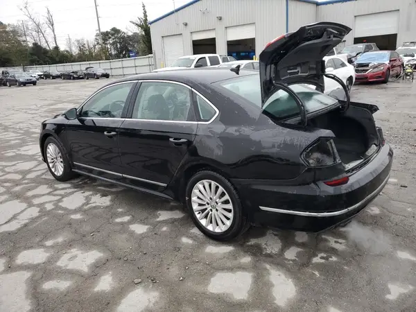 1VWBT7A39GC008413 2016 VOLKSWAGEN PASSAT - Image 2