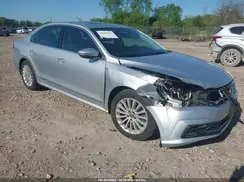 1VWBT7A39GC014261 2016 VOLKSWAGEN PASSAT