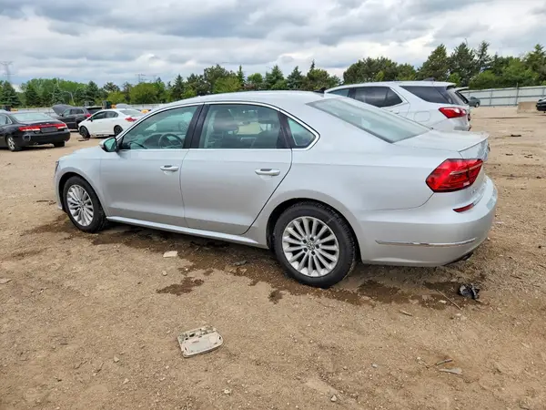 1VWBT7A39GC024630 2016 VOLKSWAGEN PASSAT - Image 2