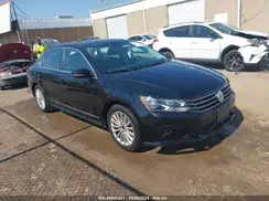 1VWBT7A39GC033702 2016 VOLKSWAGEN PASSAT