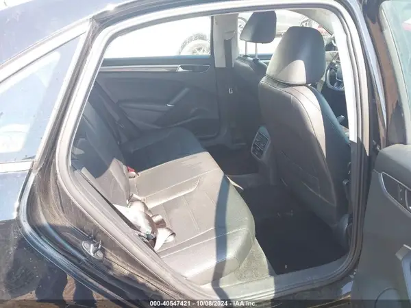 1VWBT7A39GC033702 2016 VOLKSWAGEN PASSAT - Image 8