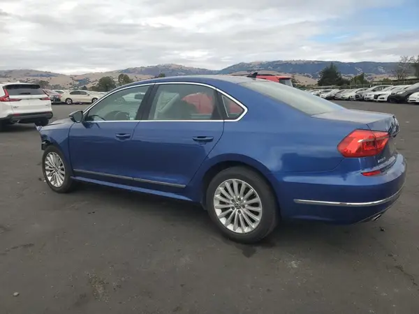1VWBT7A39GC044117 2016 VOLKSWAGEN PASSAT - Image 2