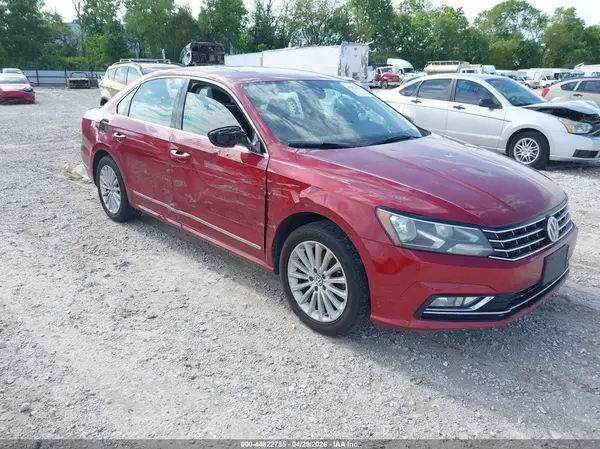 1VWBT7A39GC048457 2016 VOLKSWAGEN PASSAT - Image 1