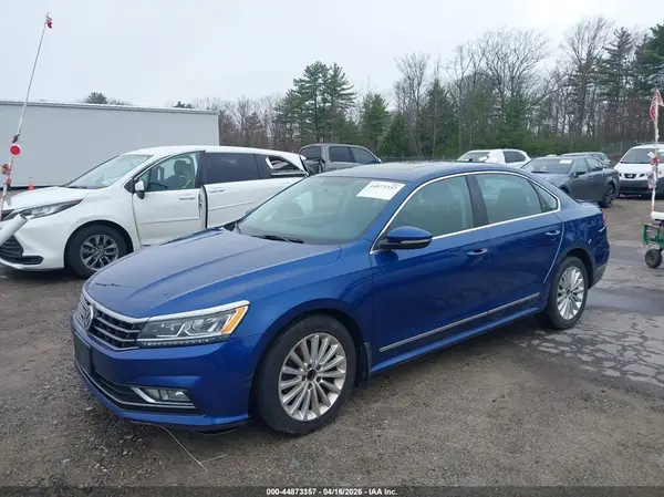 1VWBT7A39GC053951 2016 VOLKSWAGEN PASSAT - Image 2