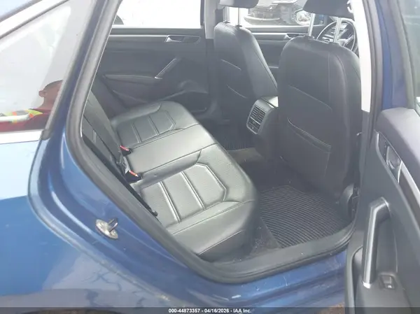 1VWBT7A39GC053951 2016 VOLKSWAGEN PASSAT - Image 8
