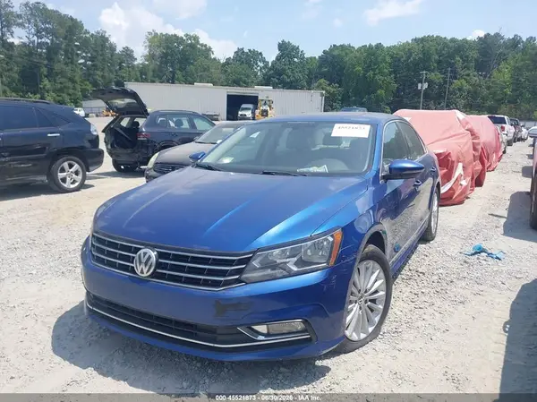 1VWBT7A39GC067574 2016 VOLKSWAGEN PASSAT - Image 2