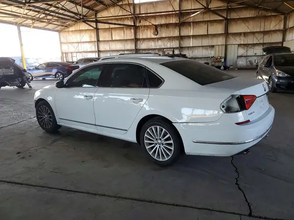 1VWBT7A39GC070121 2016 VOLKSWAGEN PASSAT - Image 2
