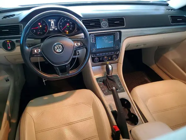 1VWBT7A39GC070121 2016 VOLKSWAGEN PASSAT - Image 8