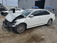 1VWBT7A39HC002564 2017 VOLKSWAGEN PASSAT