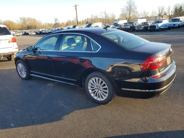 1VWBT7A39HC009059 2017 VOLKSWAGEN PASSAT - Image 2