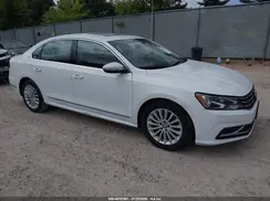 1VWBT7A39HC024905 2017 VOLKSWAGEN PASSAT