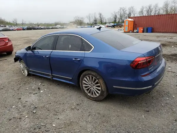 1VWBT7A39HC058620 2017 VOLKSWAGEN PASSAT - Image 2