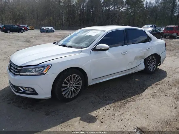 1VWBT7A39HC067091 2017 VOLKSWAGEN PASSAT - Image 2