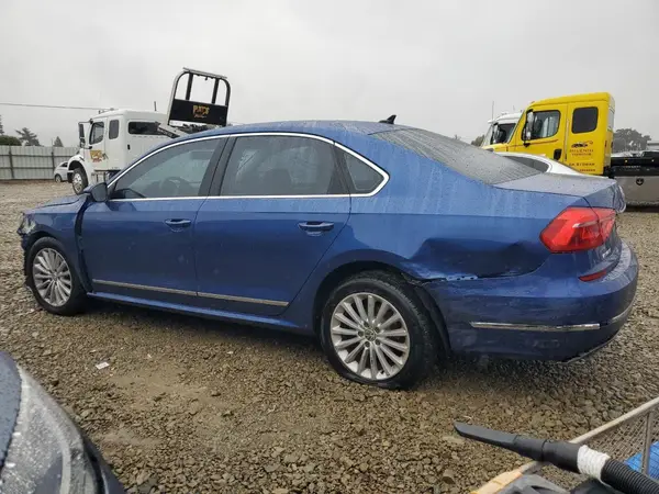 1VWBT7A3XGC011949 2016 VOLKSWAGEN PASSAT - Image 2