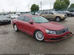 1VWBT7A3XGC015984 2016 VOLKSWAGEN PASSAT