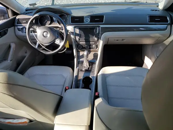 1VWBT7A3XGC016231 2016 VOLKSWAGEN PASSAT - Image 8