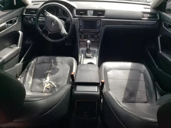 1VWBT7A3XGC016486 2016 VOLKSWAGEN PASSAT - Image 8