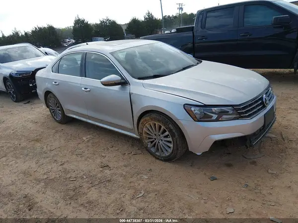 1VWBT7A3XGC019761 2016 VOLKSWAGEN PASSAT - Image 1