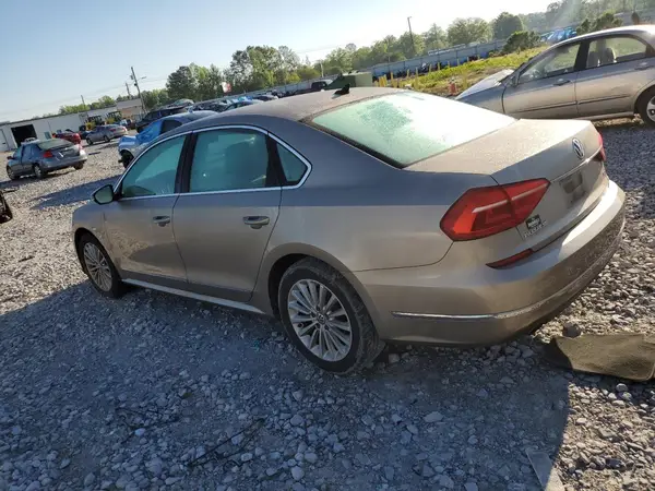1VWBT7A3XGC026550 2016 VOLKSWAGEN PASSAT - Image 2