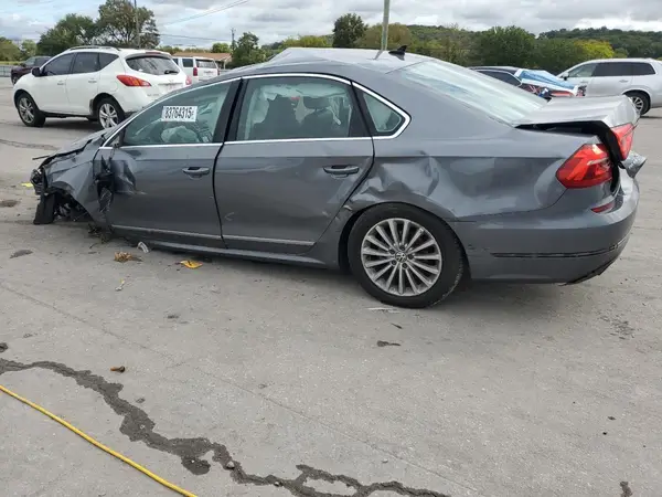 1VWBT7A3XGC027438 2016 VOLKSWAGEN PASSAT - Image 2