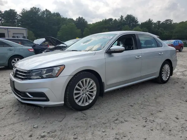 1VWBT7A3XGC027584 2016 VOLKSWAGEN PASSAT - Image 1