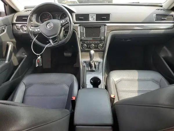 1VWBT7A3XGC027584 2016 VOLKSWAGEN PASSAT - Image 8