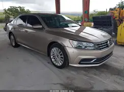 1VWBT7A3XGC033918 2016 VOLKSWAGEN PASSAT