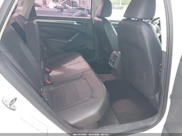 1VWBT7A3XGC034423 2016 VOLKSWAGEN PASSAT - Image 8