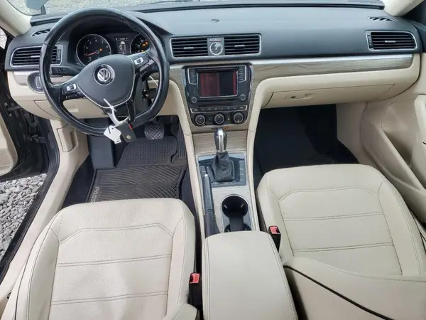 1VWBT7A3XGC042733 2016 VOLKSWAGEN PASSAT - Image 8