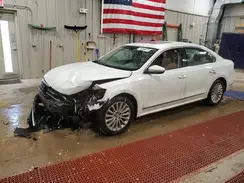 1VWBT7A3XGC043249 2016 VOLKSWAGEN PASSAT