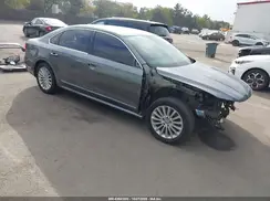 1VWBT7A3XGC043526 2016 VOLKSWAGEN PASSAT