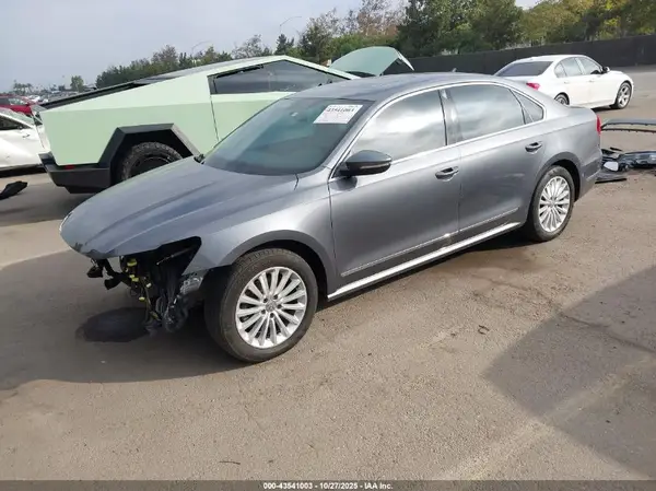 1VWBT7A3XGC043526 2016 VOLKSWAGEN PASSAT - Image 2
