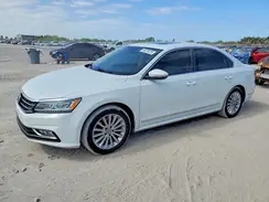 1VWBT7A3XGC048970 2016 VOLKSWAGEN PASSAT