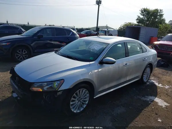 1VWBT7A3XGC054378 2016 VOLKSWAGEN PASSAT - Image 2