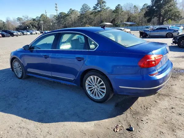 1VWBT7A3XGC060388 2016 VOLKSWAGEN PASSAT - Image 2