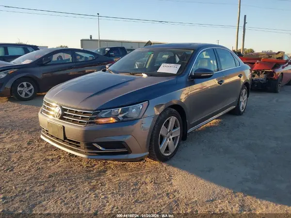 1VWBT7A3XGC065896 2016 VOLKSWAGEN PASSAT - Image 2