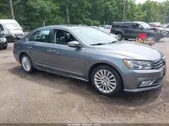 1VWBT7A3XGC066580 2016 VOLKSWAGEN PASSAT
