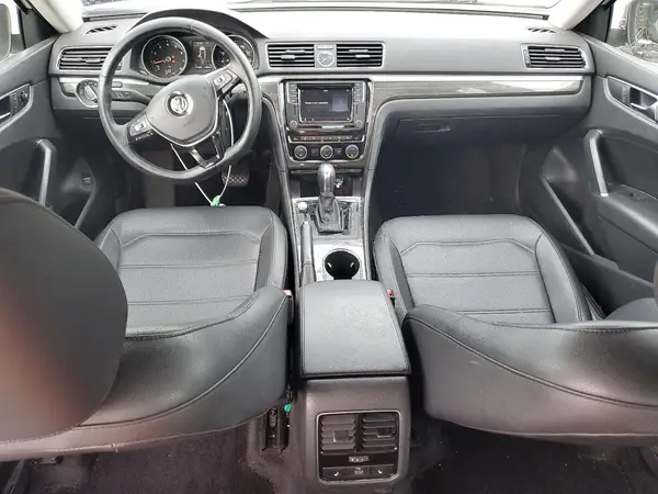 1VWBT7A3XGC066935 2016 VOLKSWAGEN PASSAT - Image 8