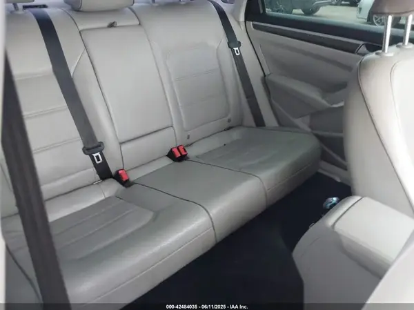 1VWBT7A3XGC068636 2016 VOLKSWAGEN PASSAT - Image 8