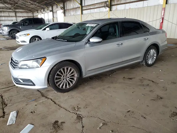 1VWBT7A3XHC007806 2017 VOLKSWAGEN PASSAT - Image 1